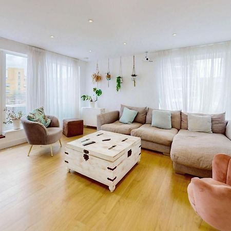 Modern And Spacious 4 Bed House In The City Centre 런던 외부 사진